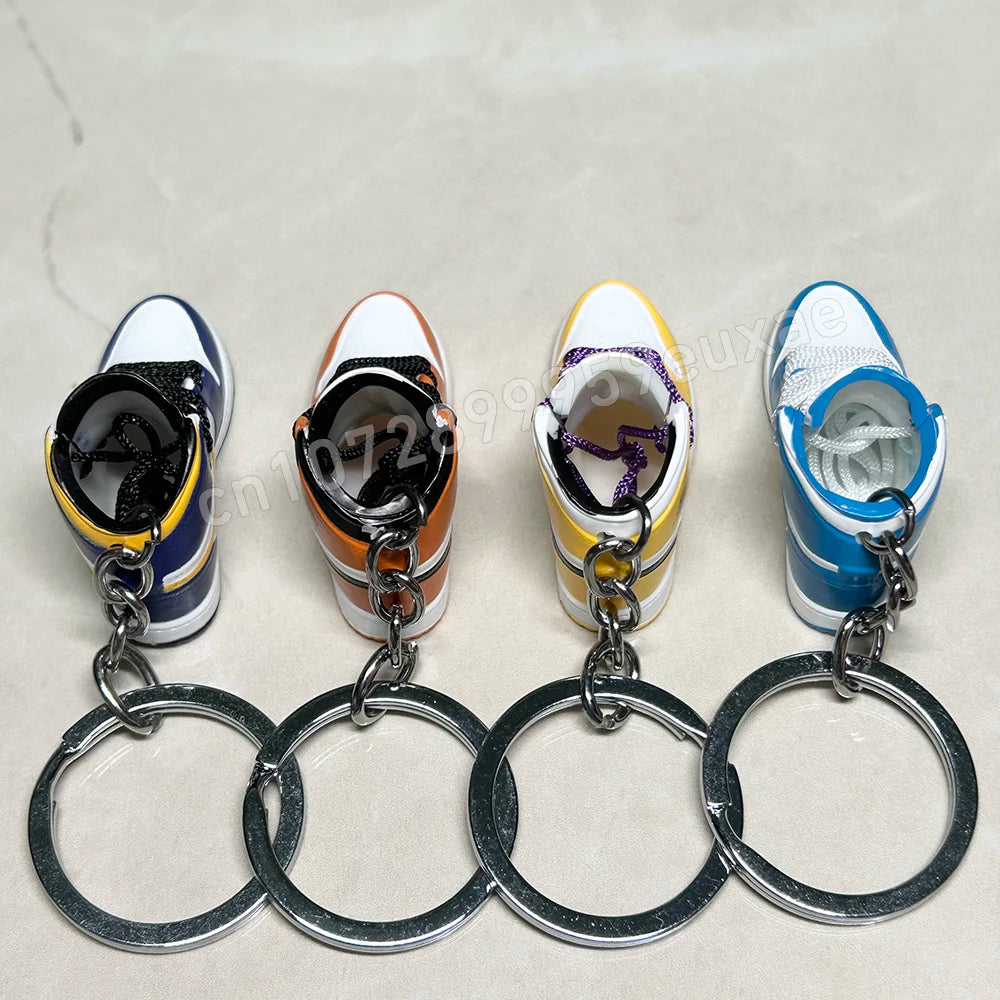 👟🔑 Sneaker Sole Keychain: Walk in Style