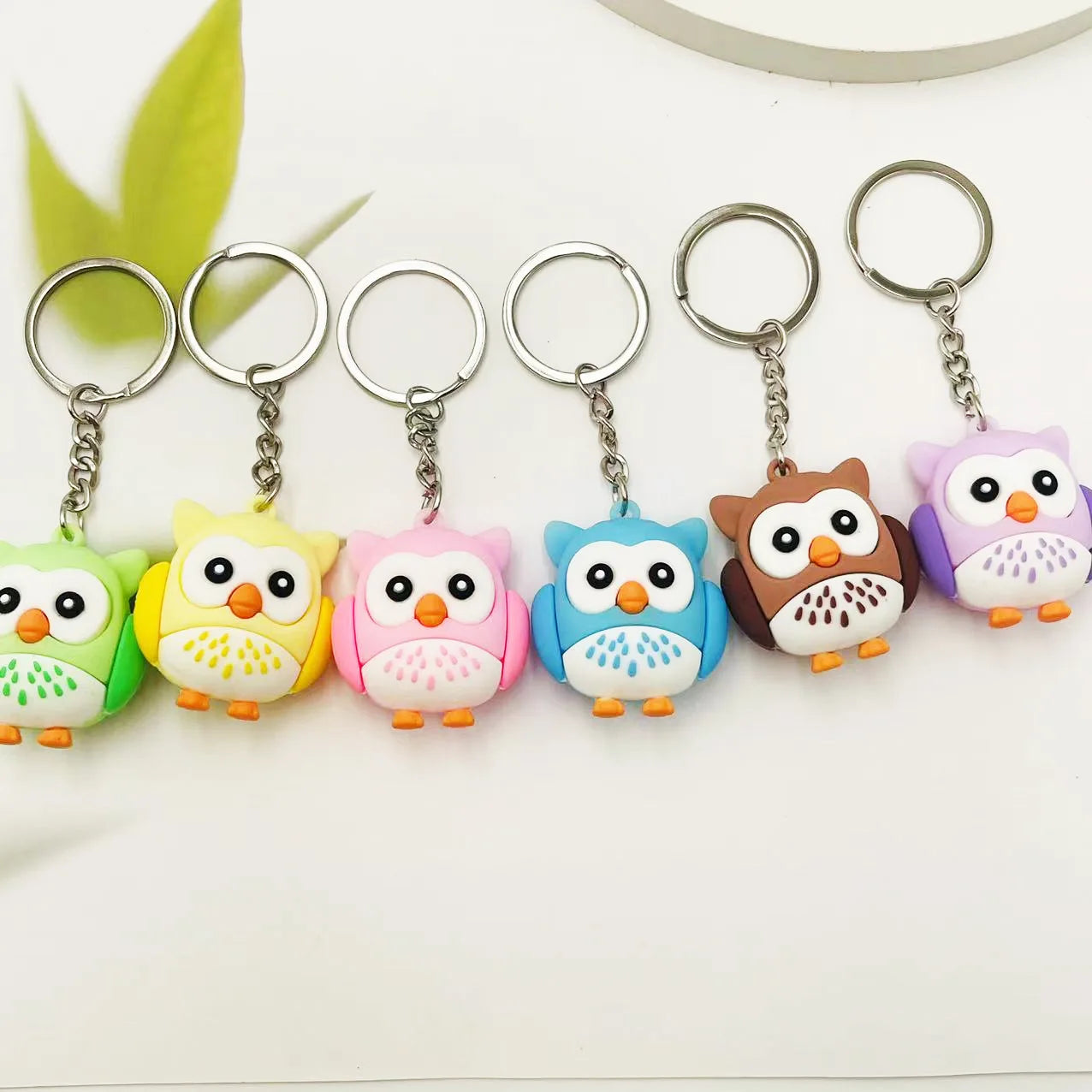 🦉🔑 Whimsical Owl Charm Keychain: Adorable Elegance